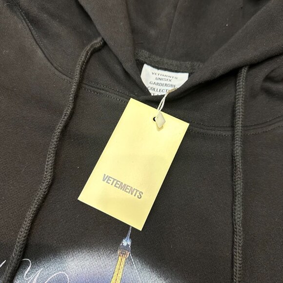 Black Oversized Hooded Sweatshirt By Vetements - Picture 6 of 10